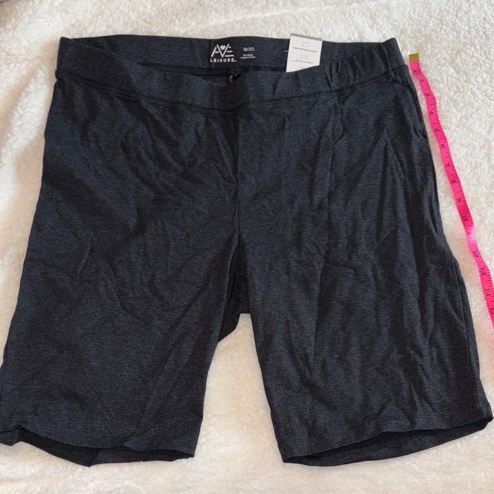 Avenue Women's Dark Gray Bike Shorts